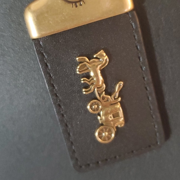 🆕️ Coach Mason Carryall Snakeskin Detail 1941 - Picture 11 of 16